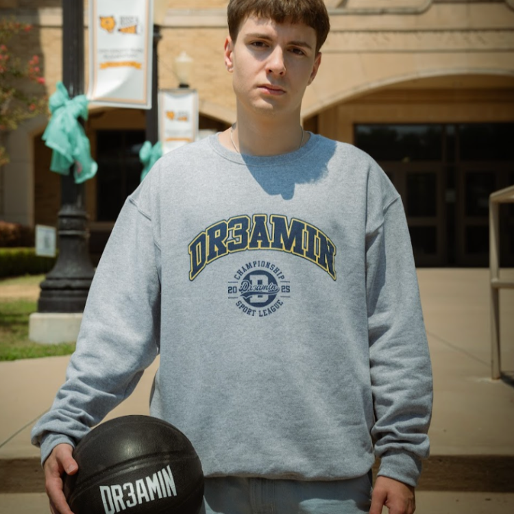 Dr3amin Championship Crewneck