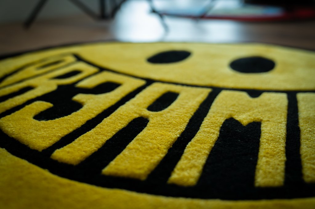 Dr3amin Smile Rug