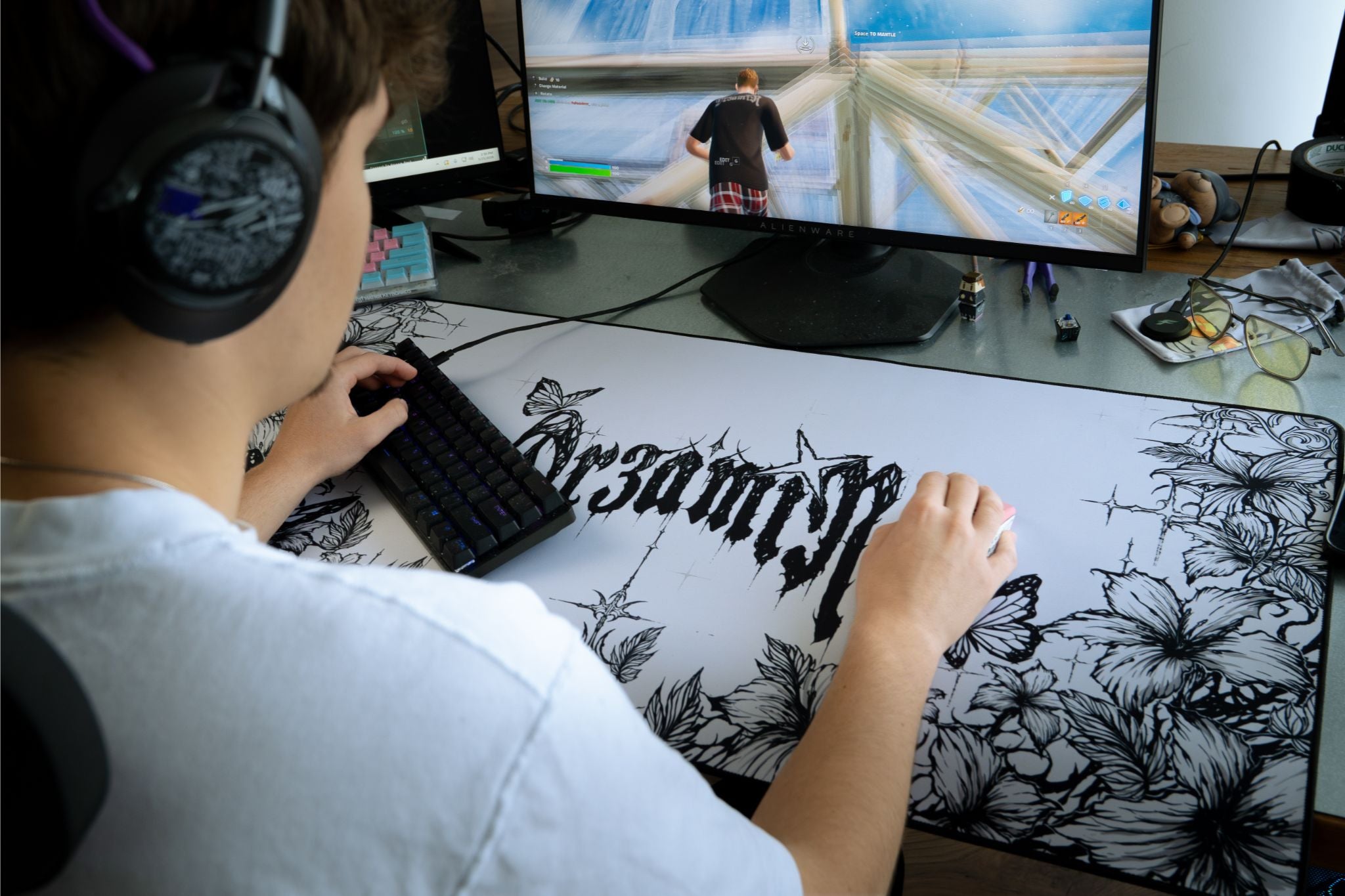 Dreamin Ivory XXL Mousepad